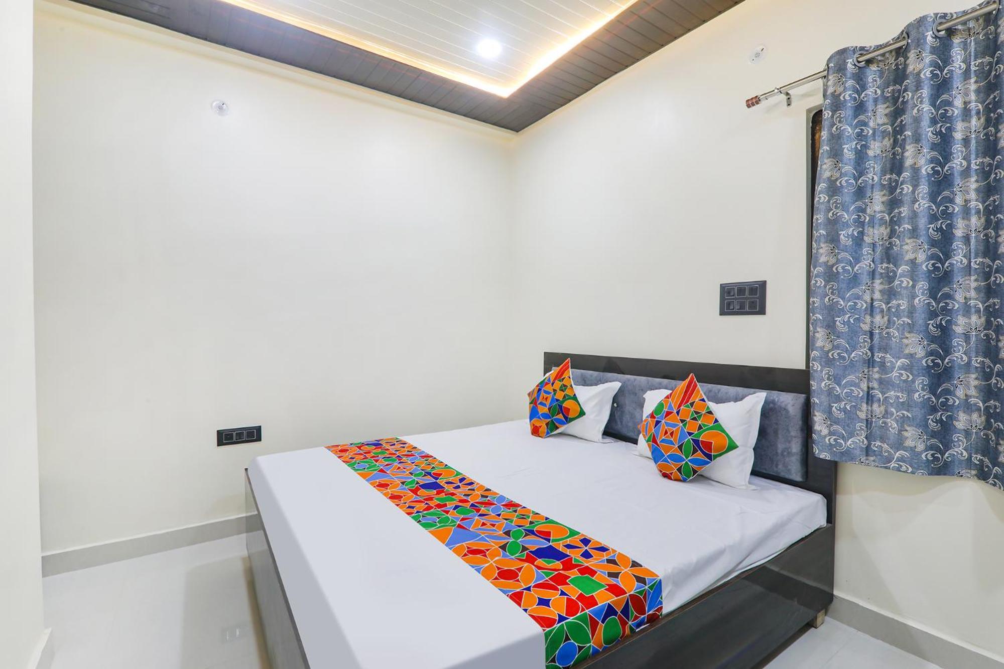 Fabexpress Awadh Inn - 400M From Shri Ram Janam Bhumi Ayodhya Buitenkant foto